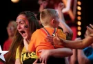 GOLDEN BUZZER! Sign Along With Us put on the GREATEST show! | Auditions